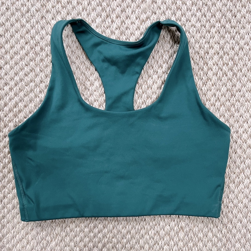 GAP FIT Sports Bra-Size Small (EUC)
